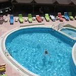 Atlantik Apart شقة فندقية 3*