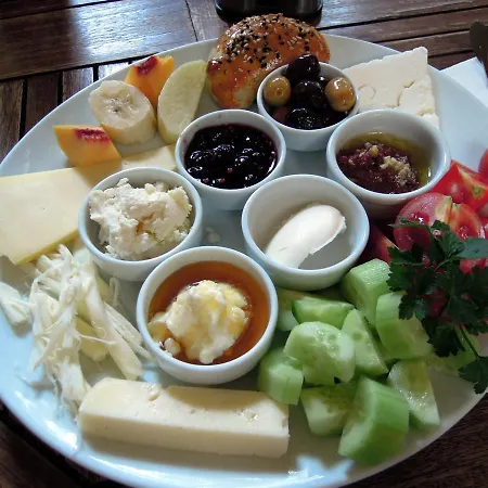 Atlantik Apart מלון דירות 3*