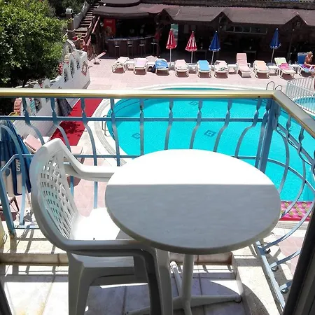 מלון דירות Atlantik Apart 3*