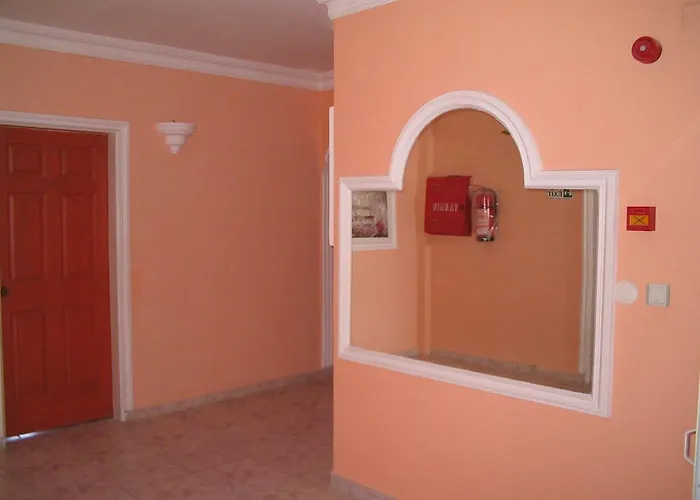 Atlantik Apart Ντιντίμ